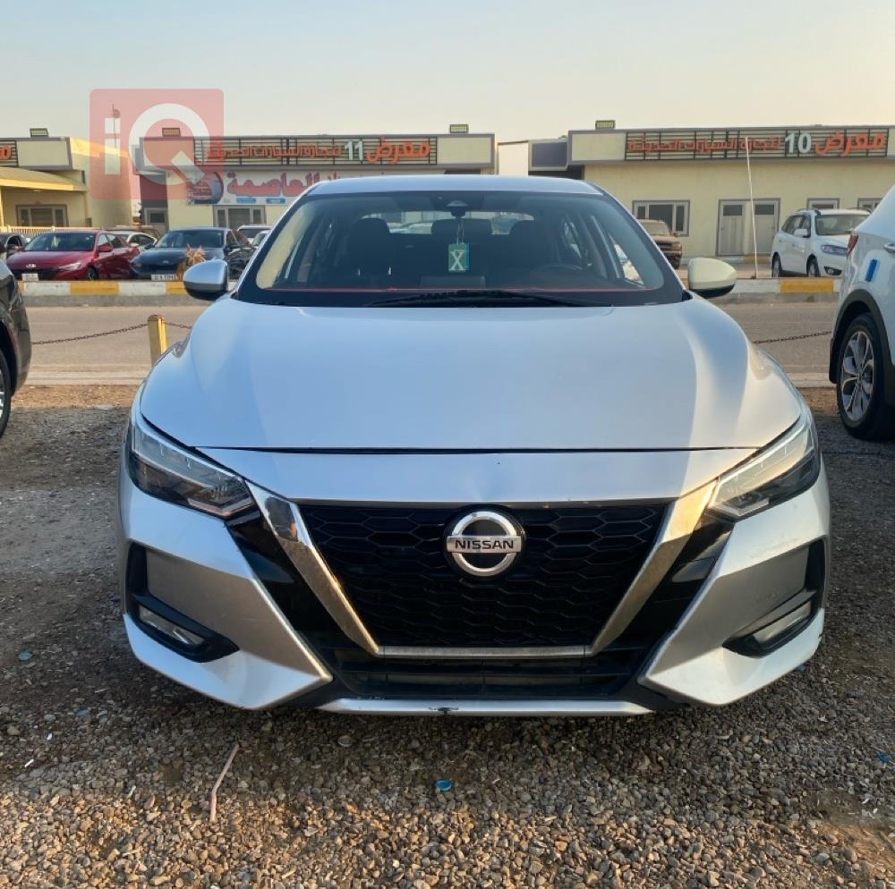 نیسان سێنترا